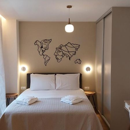 Uni Island - City Heart Suites كاندية المظهر الخارجي الصورة