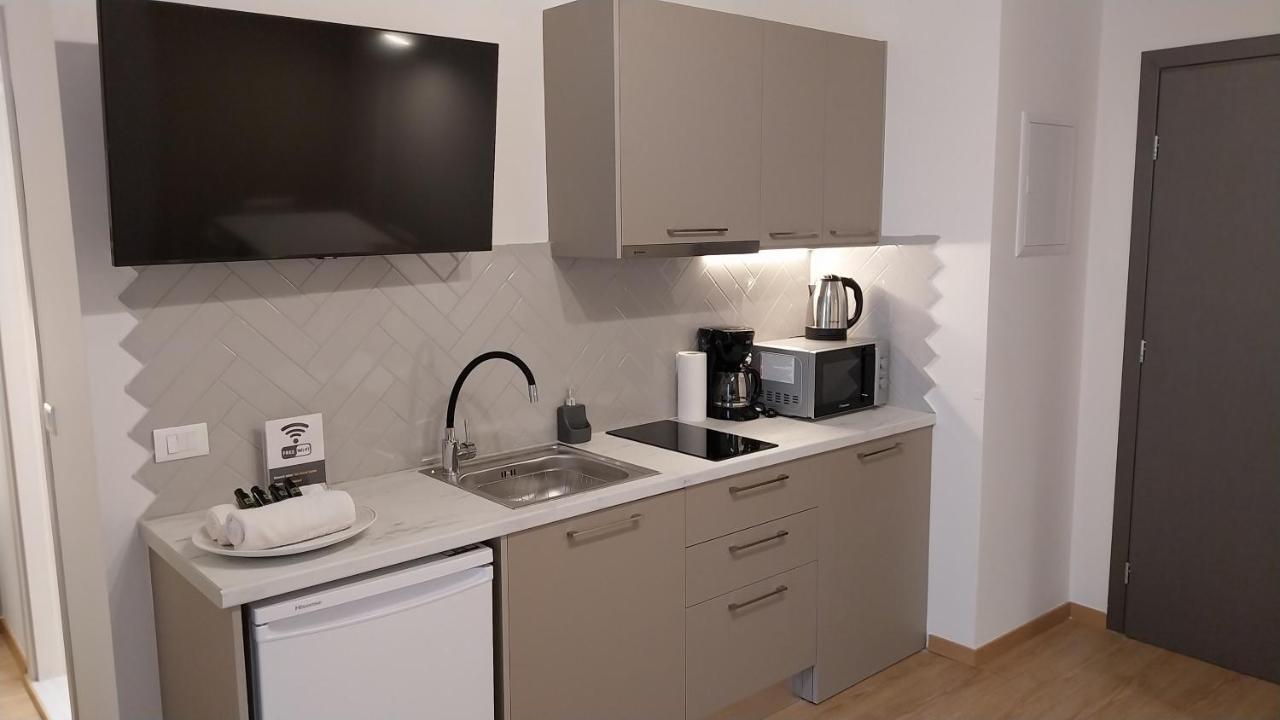 Uni Island - City Heart Suites كاندية المظهر الخارجي الصورة