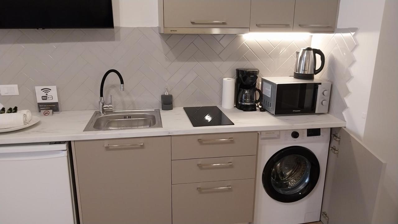 Uni Island - City Heart Suites كاندية المظهر الخارجي الصورة