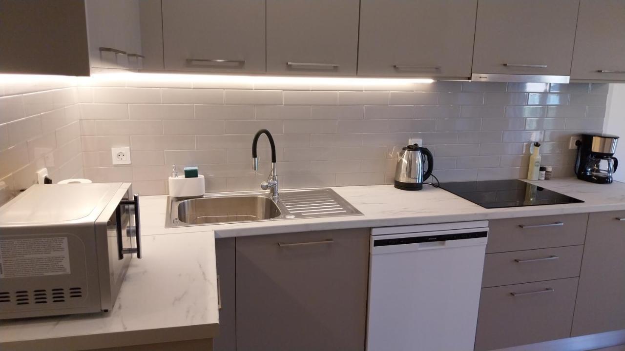 Uni Island - City Heart Suites كاندية المظهر الخارجي الصورة
