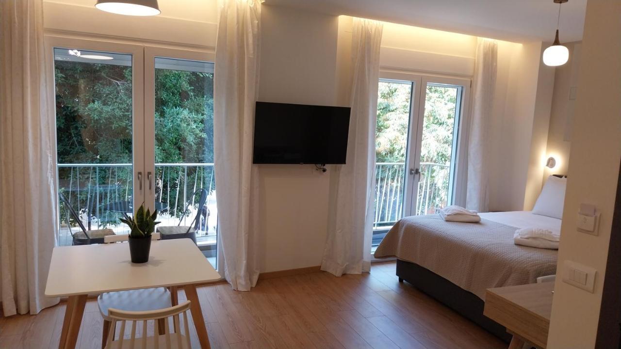 Uni Island - City Heart Suites كاندية المظهر الخارجي الصورة