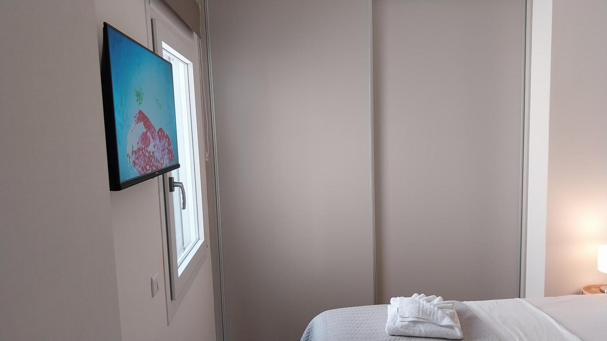 Uni Island - City Heart Suites كاندية المظهر الخارجي الصورة
